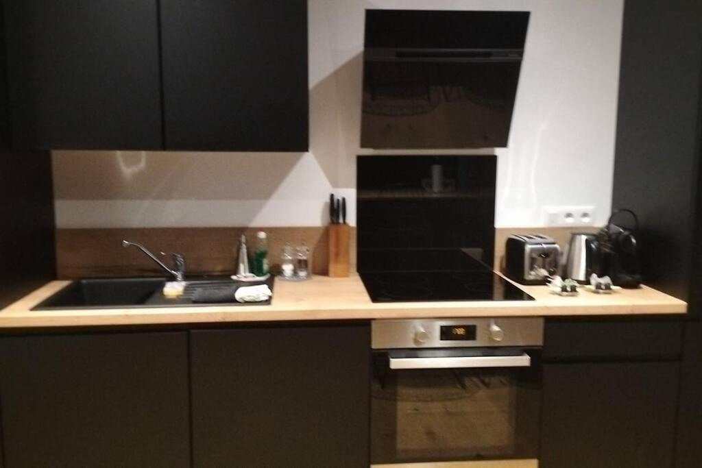 Apartamento The Sunny ¤ Terrasse ¤ Proche Centre ¤ Parking ¤ Wifi Amiens Exterior foto