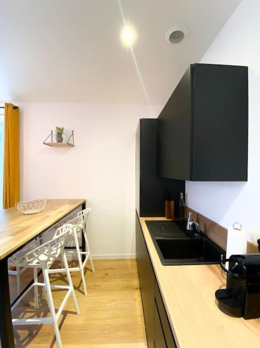Apartamento The Sunny ¤ Terrasse ¤ Proche Centre ¤ Parking ¤ Wifi Amiens Exterior foto
