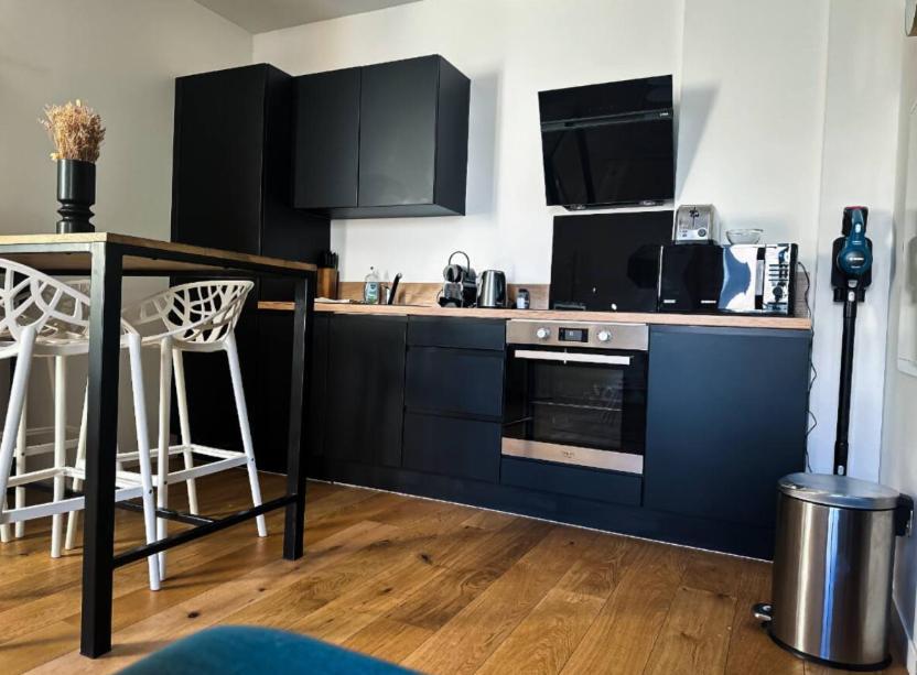 Apartamento The Sunny ¤ Terrasse ¤ Proche Centre ¤ Parking ¤ Wifi Amiens Exterior foto